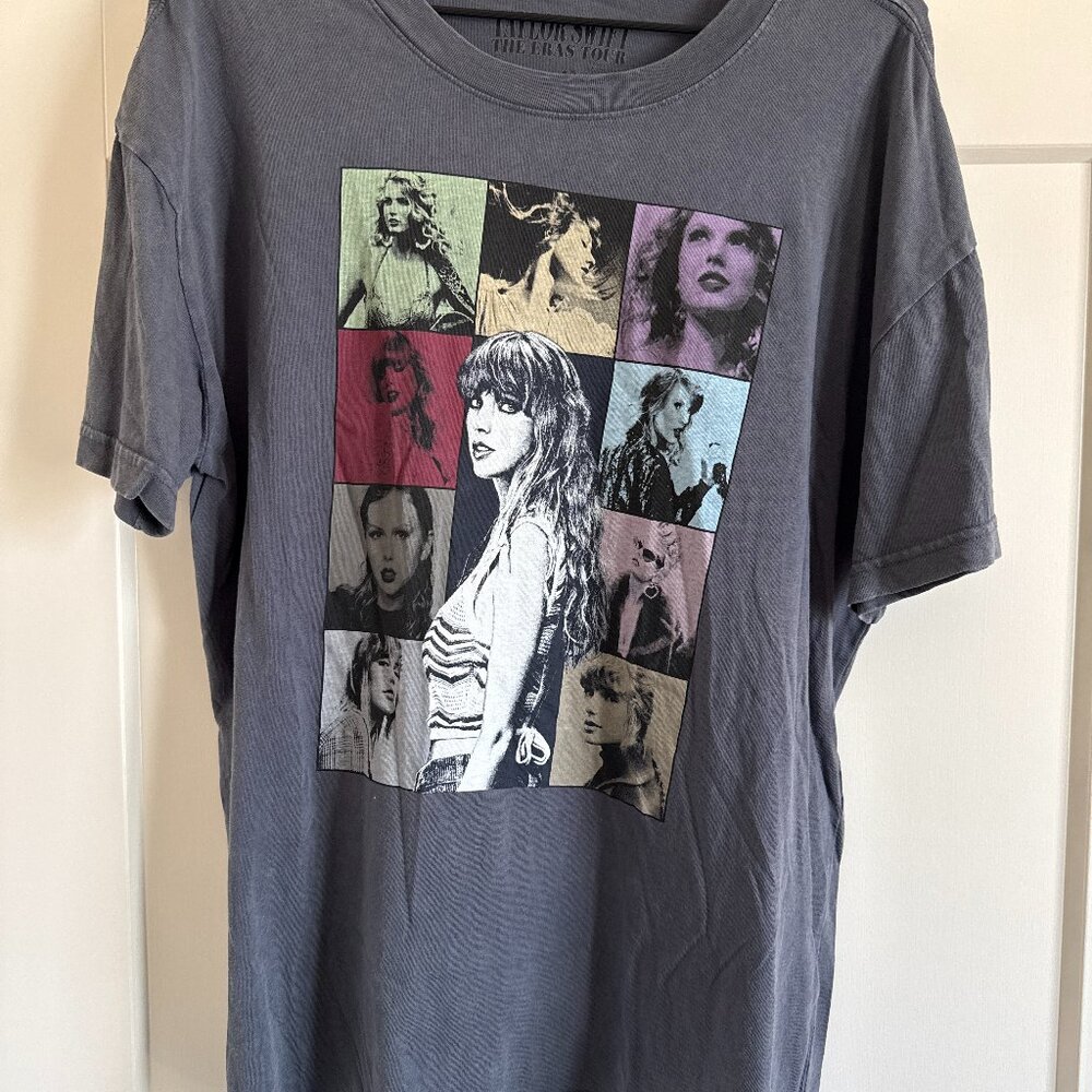 Taylor Swift | The Eras International Tour Mineral Wash Gray T-Shirt